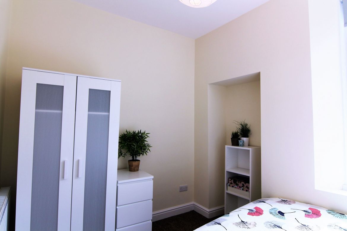 11 Parkers Road Image 9